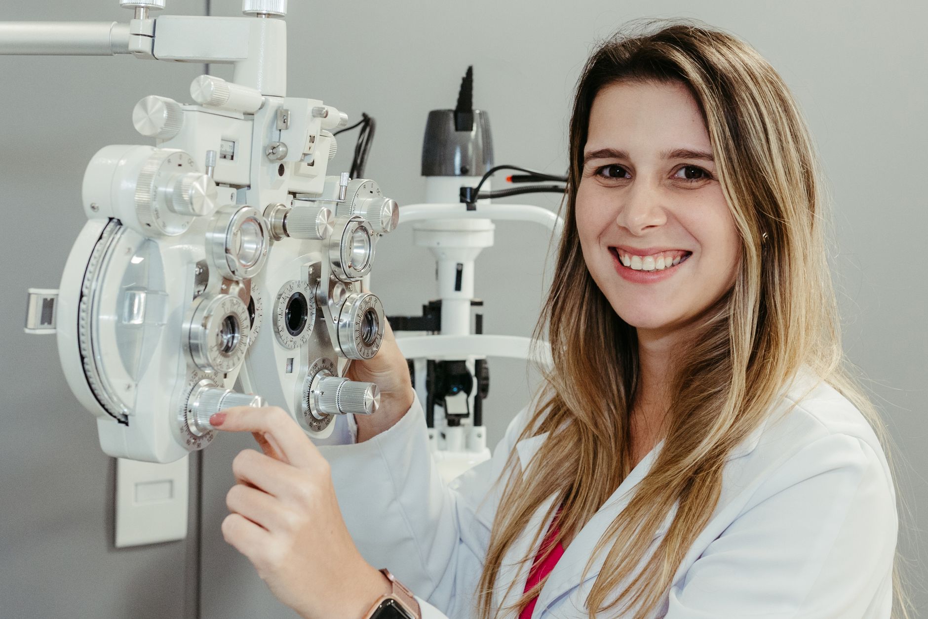 Refractive Lens Replacement Abroad: How It Actually Differs From LASIK