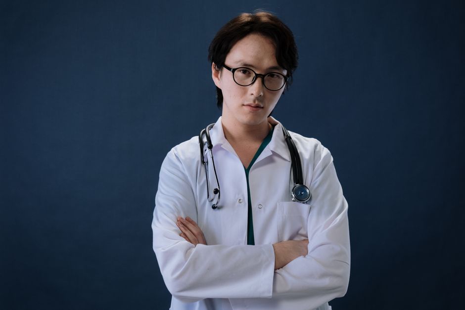 Dr. Niran Charoen